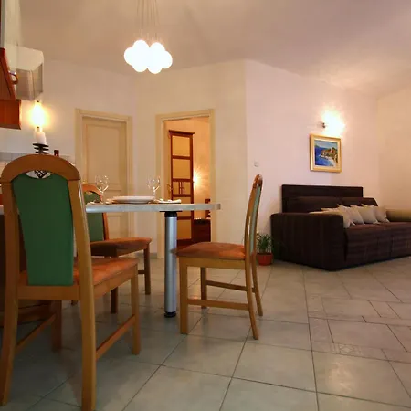 Story Apartment